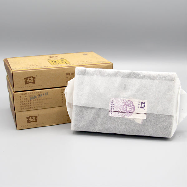 2007 Gold Needle White Lotus Brick (金針白蓮茶磚)